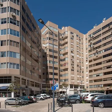 Myplace - Areeiro Appartement *